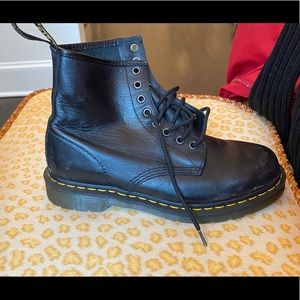 Dr. Marten’s men’s classic boots